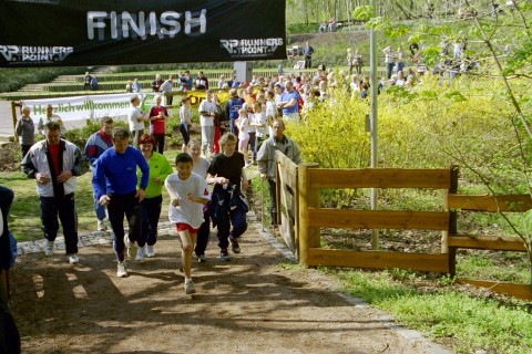 ../Images/RunUp2004_13.jpg