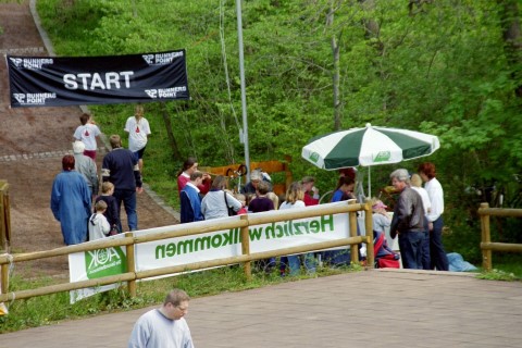 ../Images/RunUp2004_50.jpg