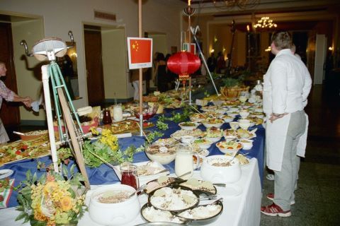 ../Images/Sportlerball2004_064.jpg