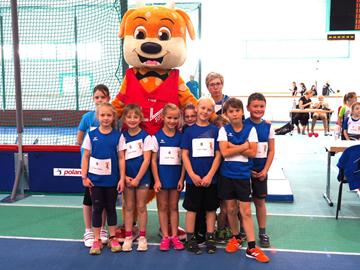 Ines Hammerl mit ihrem Team