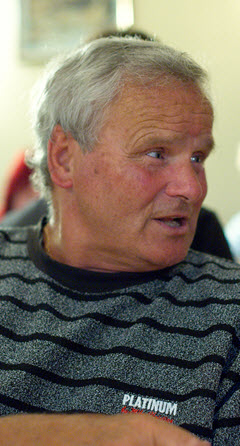 Walter Knebel wird heute 80 Jahre